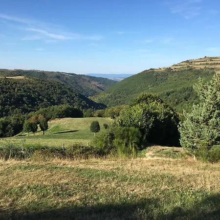 Maison Spacieuse Tranquille Et Calme Pmr Possible * Cronce