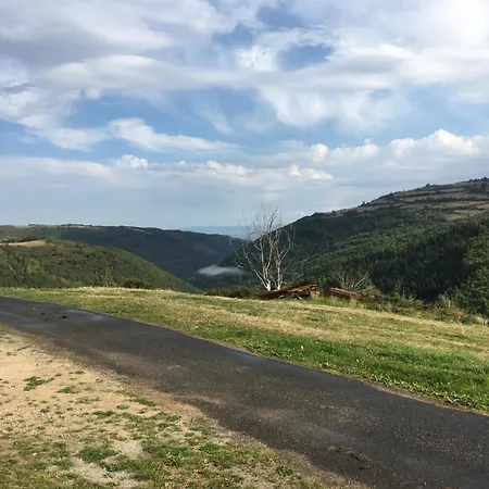 Maison Spacieuse Tranquille Et Calme Pmr Possible