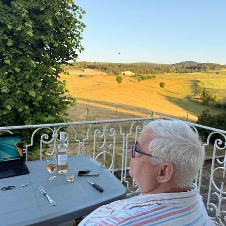 Maison Spacieuse Tranquille Et Calme Pmr Possible * Cronce