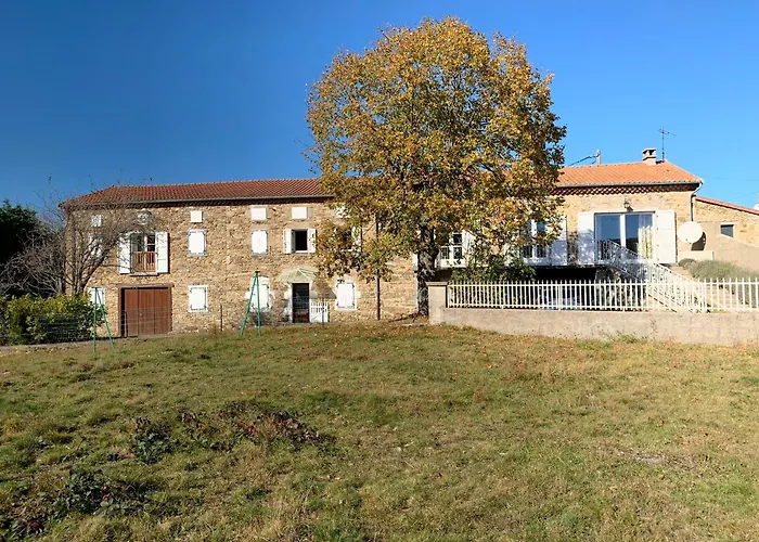 Maison Spacieuse Tranquille Et Calme Pmr Possible Holiday home