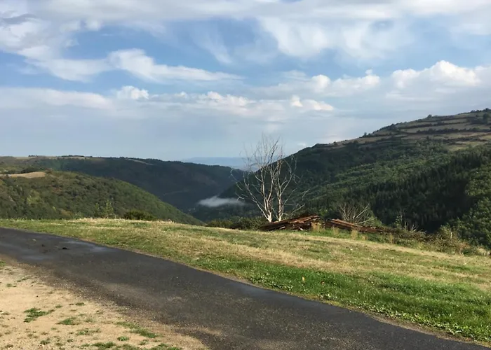 Maison Spacieuse Tranquille Et Calme Pmr Possible